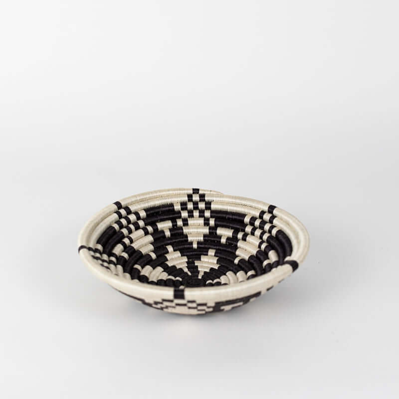 Kaleidoscope Woven Bowls, Artisan woven wall plates, small