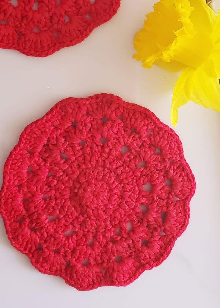 Handmade Red Crochet Coaster – Set of 2 or 4 | 100% Cotton