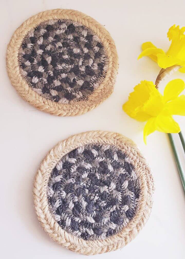 Hand Braided Eco-Friendly Jute Coaster Set of 2 or 4- Black with Natural Border